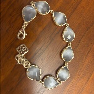 Kendra Scott Gold Bracelet with Gray Teardrop Stones